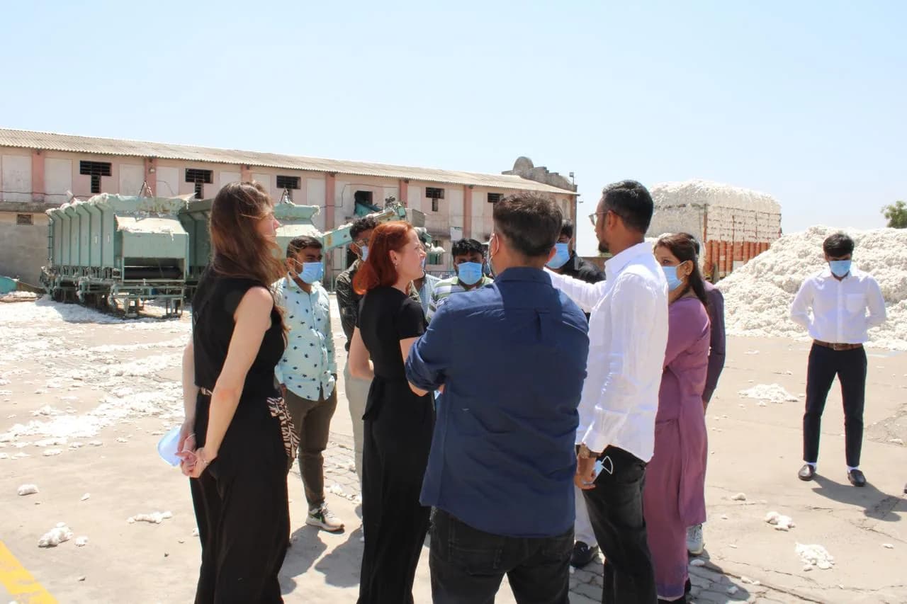 Buyer delegation on a site tour