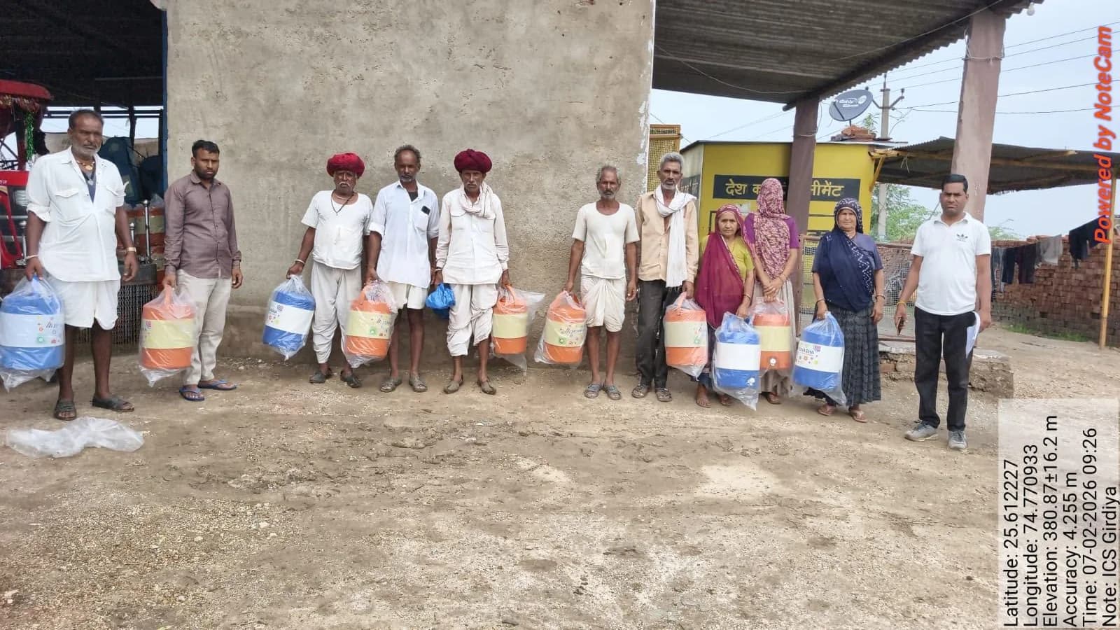 Farmers receiving organic farming inputs
