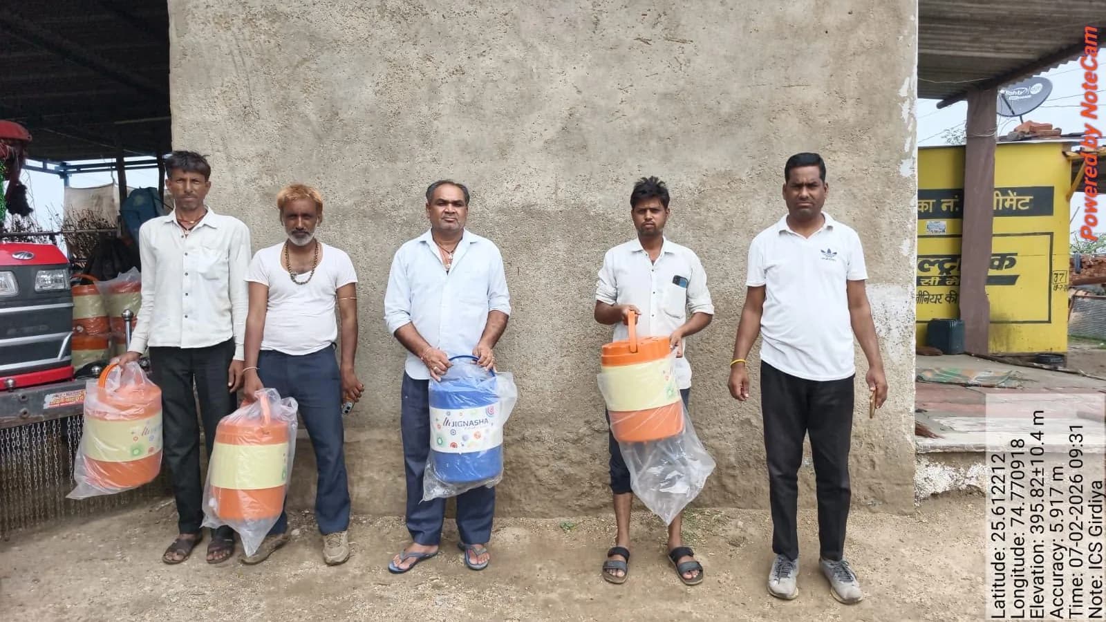 Farmers receiving organic farming inputs