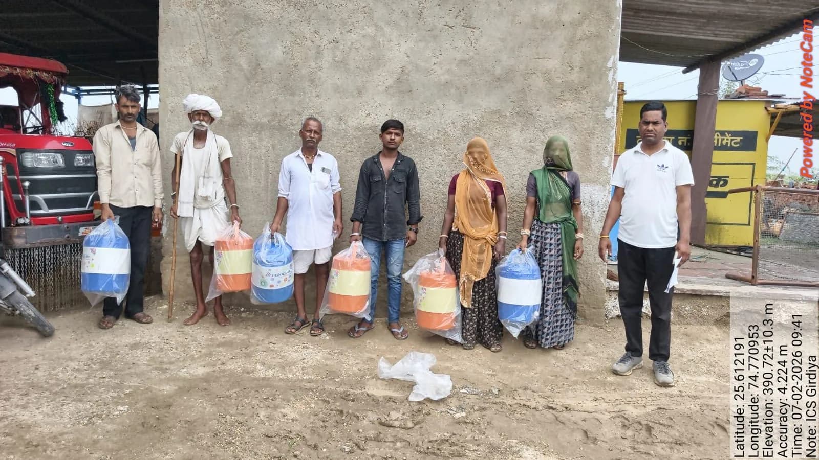 Farmers receiving organic farming inputs