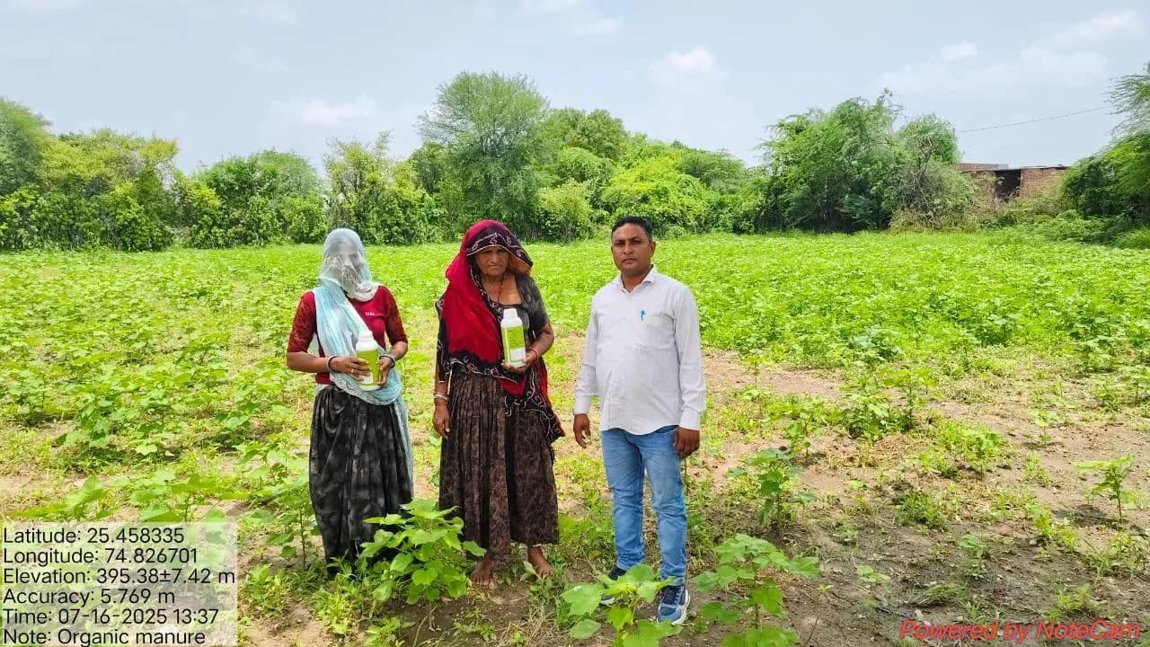 Field visit with farmers in an organic cotton crop